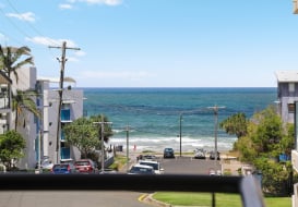 caloundra-holiday-accommodation-1