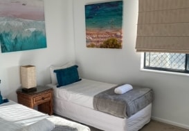 caloundra-2-bedroom-ocean-view-3
