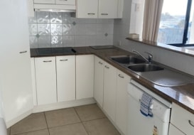 caloundra-2-bedroom-ocean-view-4